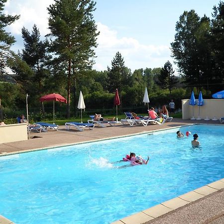 Camping Les Pinasses La Chapelle  المظهر الخارجي الصورة
