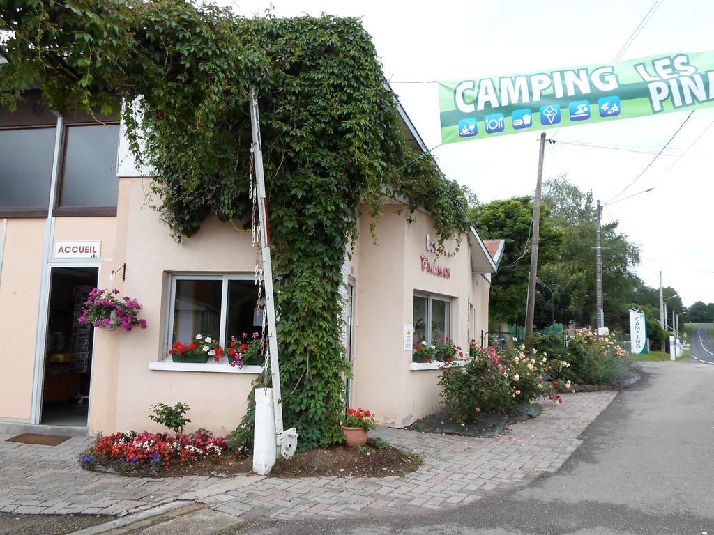 Camping Les Pinasses La Chapelle  المظهر الخارجي الصورة